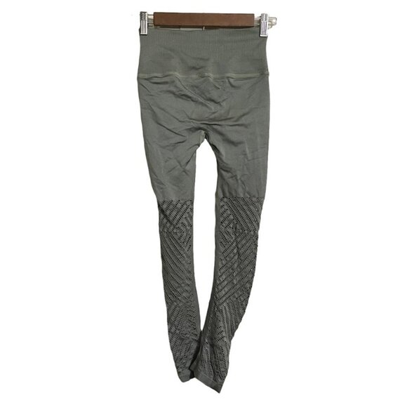 Victoria's Secret Womens Army Green Perforated Seamless Mid Rise Leggings XS - Picture 7 of 7